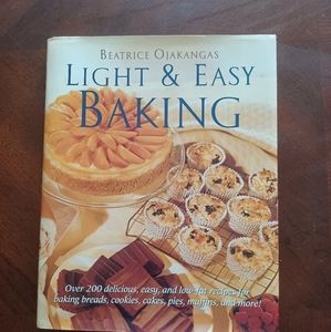 Beatrice Ojakangas LIGHT & EASY BAKING